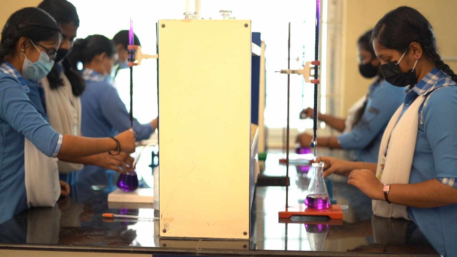 LABORATORY LABORATORY